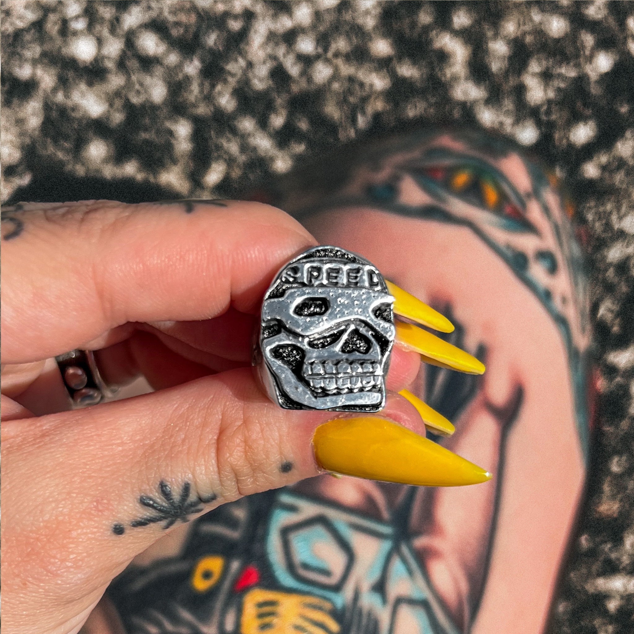 Speed Skull Signet Ring